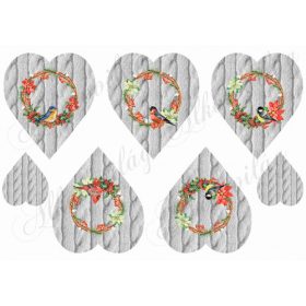 Kismadarak koszorúban kötött mintás szíveken