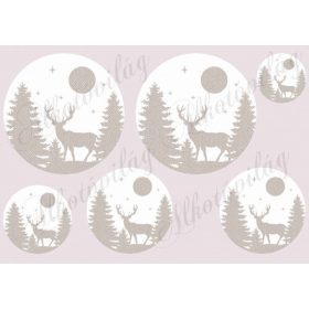   Szarvas fenyők között szövet háttérrel többféle méretben