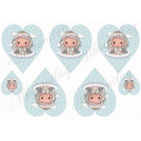 Szépséges angyalka halványkék szíveken hóesésben