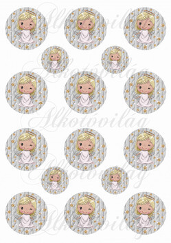 Szőke szépséges angyalka szürke kötött körökben KICSIBEN