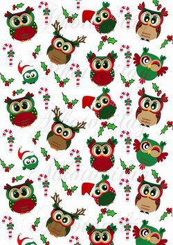 Karácsonyi baglyok magyal díszekkel