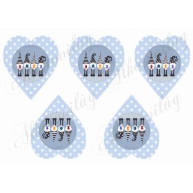 Manók 2022-es évszámmal pöttyös szívekben