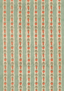 Romantikus karácsony zöld és barna kraft papír csíkokkal, vintage díszekkel