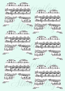 Angyalszárnyak fekete-fehér kottás mintákkal