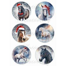 Lovak hóesésben 8,5 cm