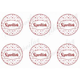 Szeretlek felirat aprócska szíves körökben