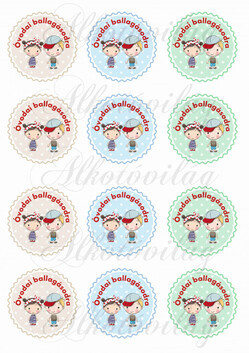 Óvodai ballagásodra szőke kisfiú barna kislány pöttyös körökön KICSIBEN