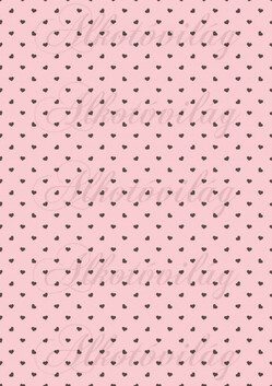 Barna apró szívek rózsaszín alapon