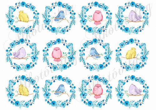 Kismadarak kék virágkoszorúban