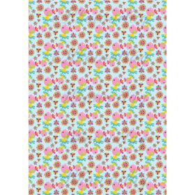 Kismadarak virágok között