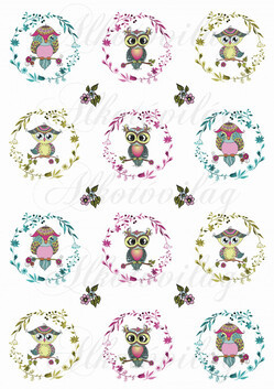 Tavaszi baglyok virágos koszorúban kicsiben