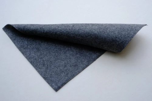 Közép puhaságú egyszínű filc anyag SÖTÉTSZÜRKE MELANGE- 20x30 cm