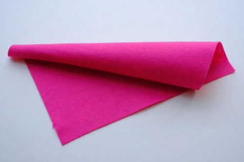 Közép puhaságú egyszínű filc anyag PINK - 20x30 cm