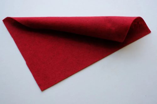 Közép puhaságú egyszínű filc anyag MÉLYPIROS MELANGE - 20x30 cm